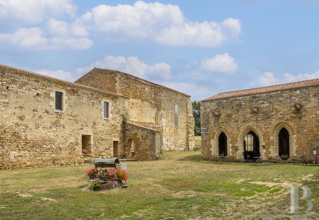A peaceful stay in a renovated former Cistercian abbey in Vendée, not far from La Roche-sur-Yon - photo  n°7